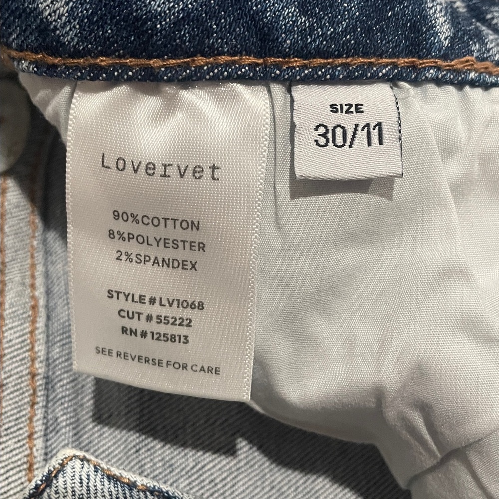 Vervet Women’s Distressed Light Wash High Rise Straight Jeans Size 30/11. NWT! - Picture 9 of 12